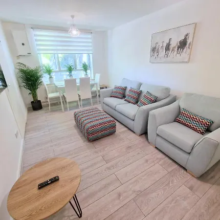 Ferienwohnung Flat In Battersea, 5 Minutes From Clapham Junction Station